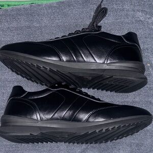 Lenox Men's Shiny Black Mazino Sneakers size 13